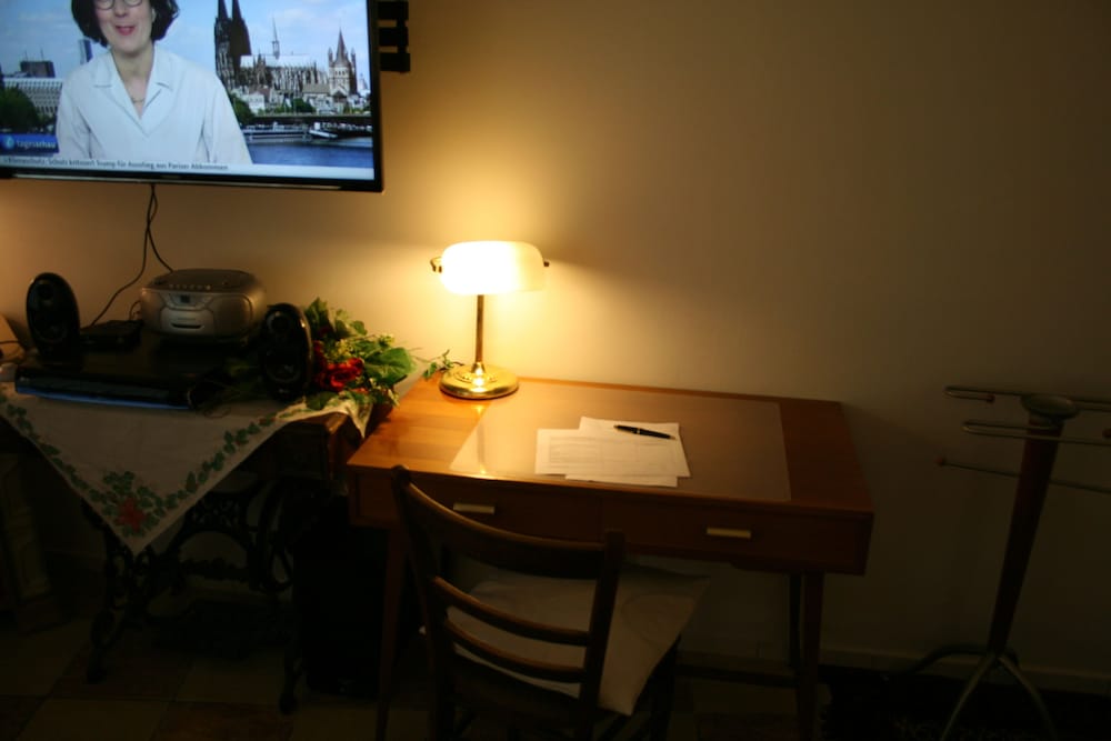 In-room business center