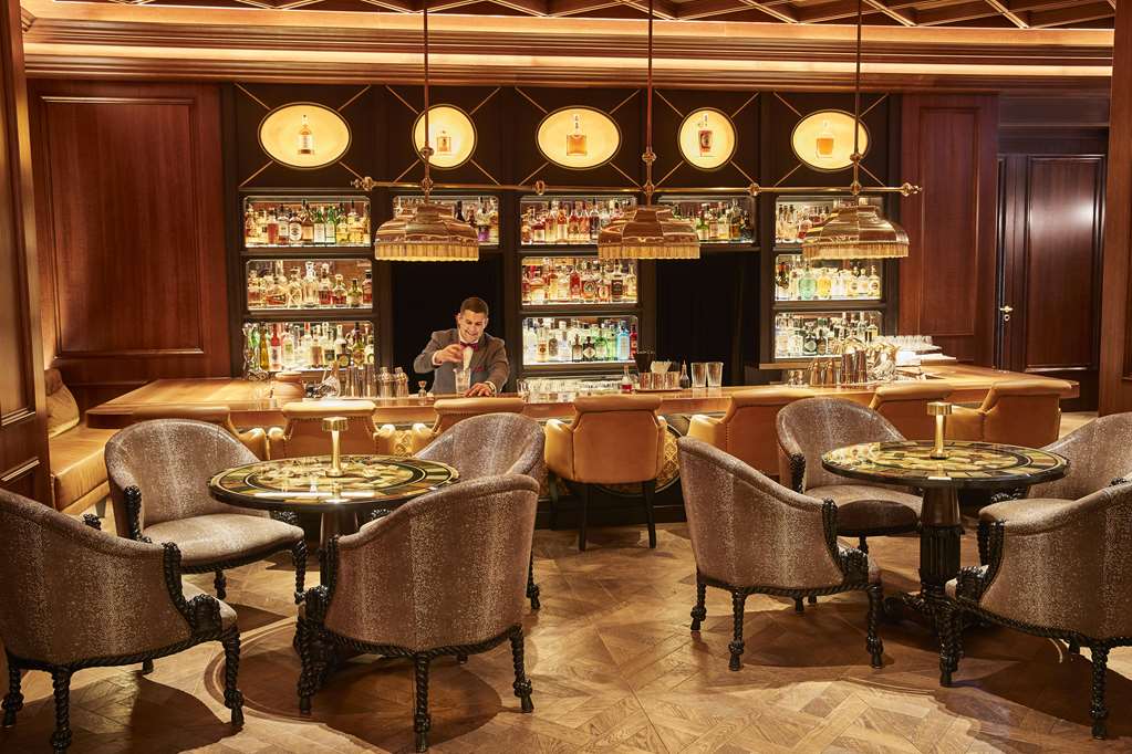 Pictures of Jahreszeiten Lobby Bar Manager and his Team.
