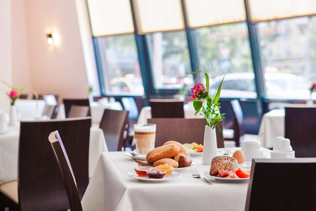 IntercityHotel Freiburg, Germany - Breakfast