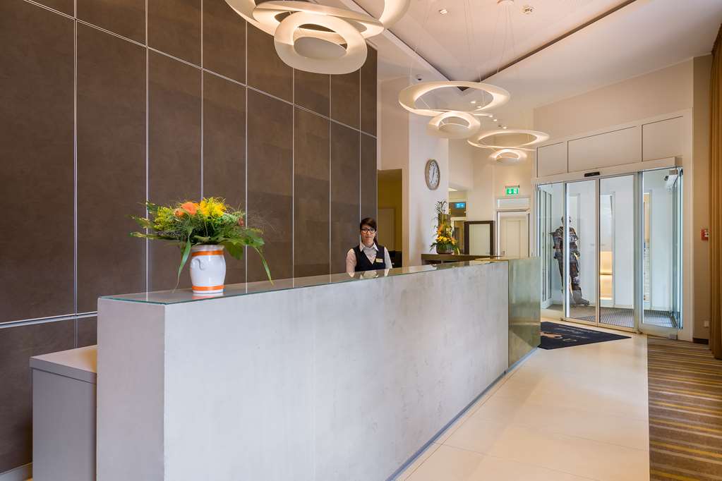 Reception TOP acora Hotel Bochum
