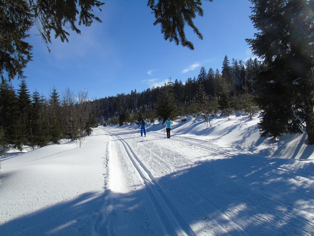 Snow and ski sports