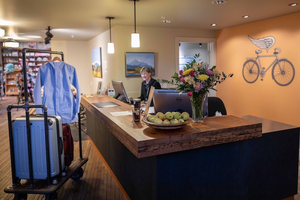 Inn At Lynden - photo 2