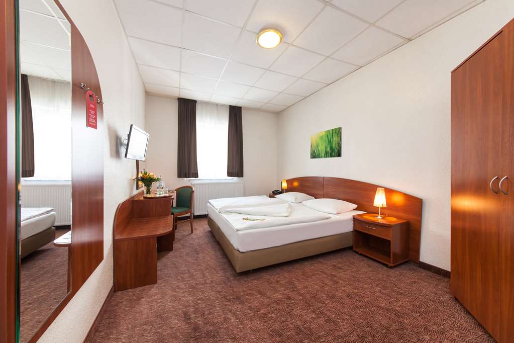 Standard room Novum Hotel Eleazar Hamburg