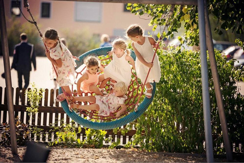 Children's play area - outdoor