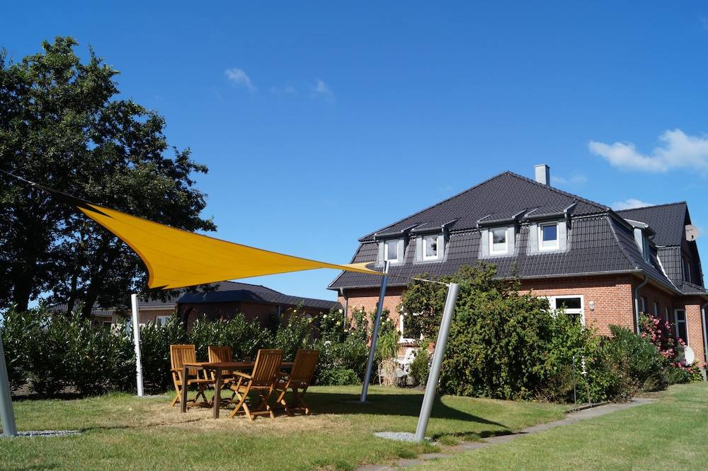 Sundeck