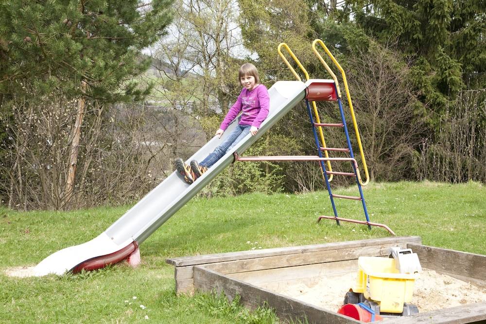 Children's play area - outdoor