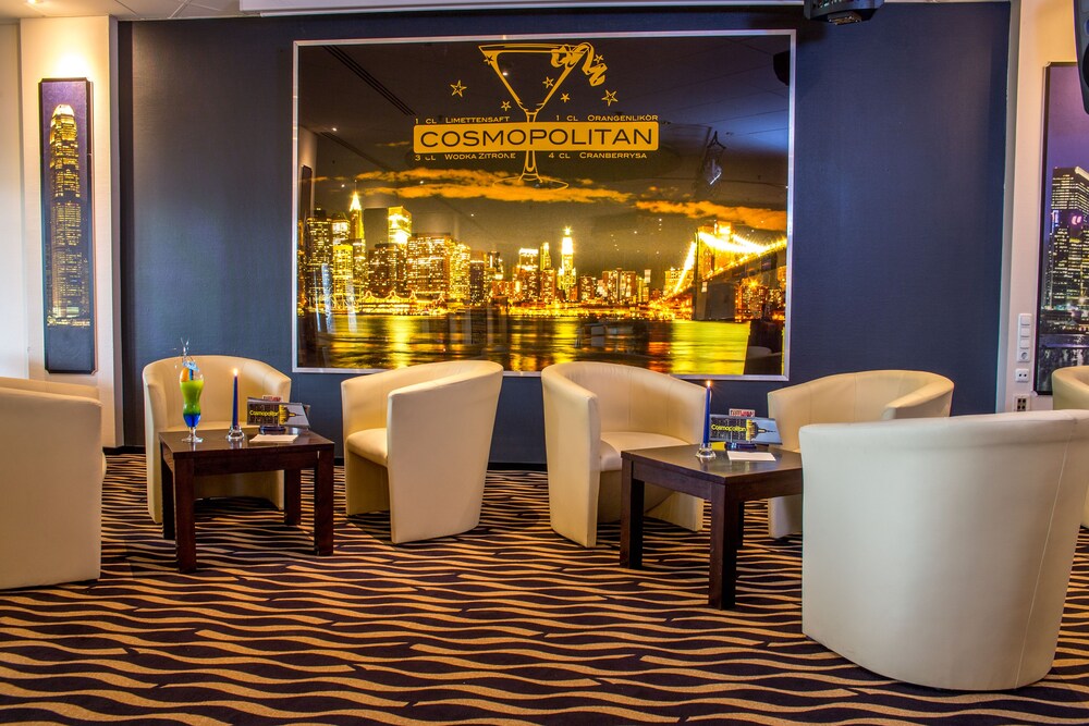 Hotel Lounge