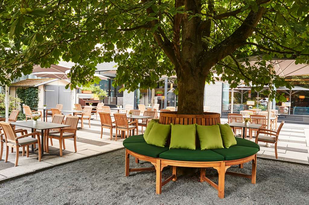 Steigenberger Airport Hotel, Frankfurt, Germany - Terrasse Connexion