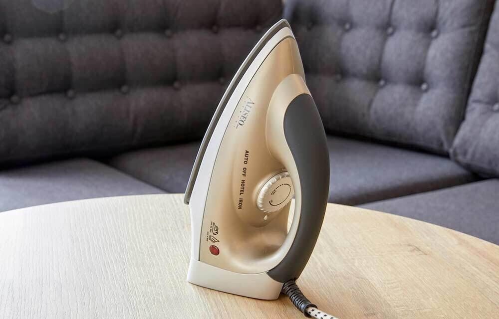 Iron/ironing board