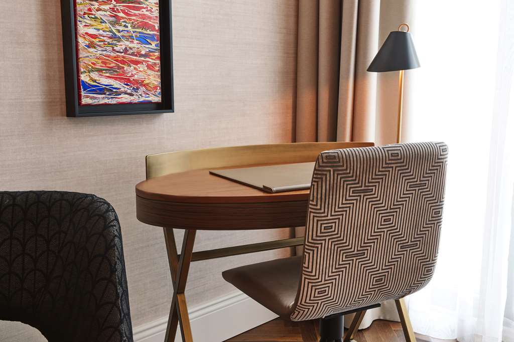 Steigenberger Parkhotel, Düsseldorf - Deluxe room