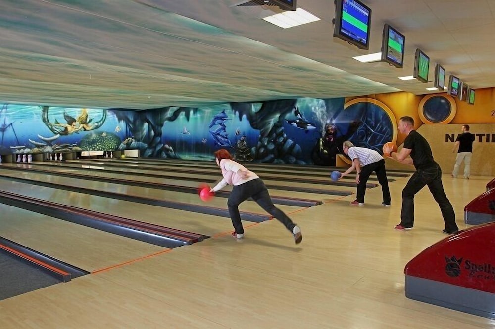 Bowling