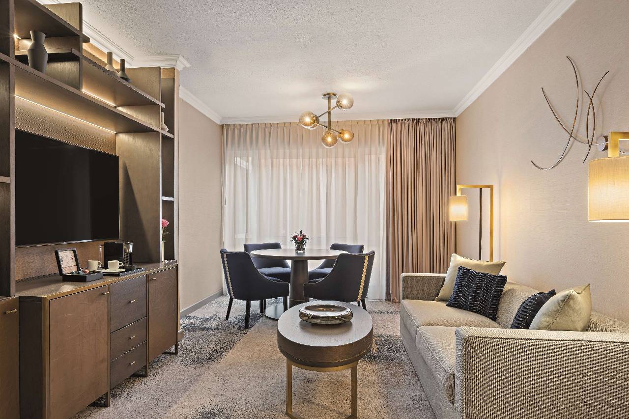 Guest room