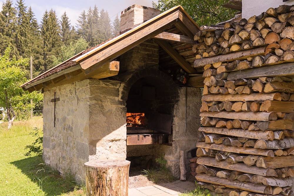 BBQ/picnic area