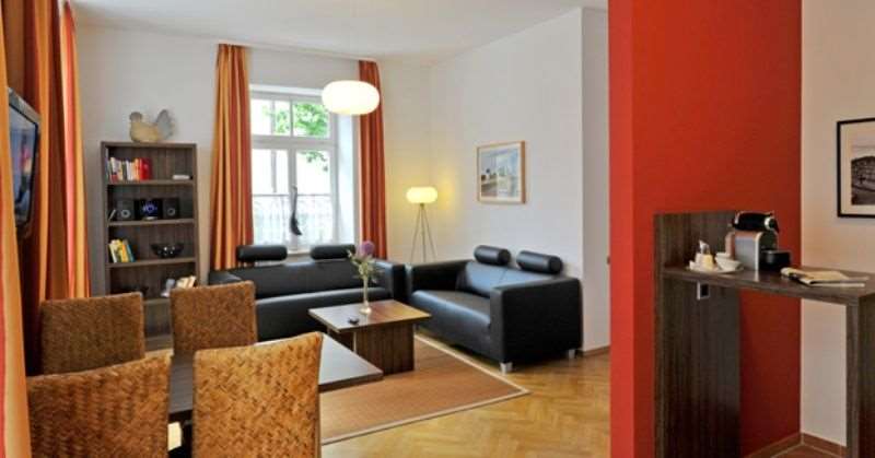 Guest room