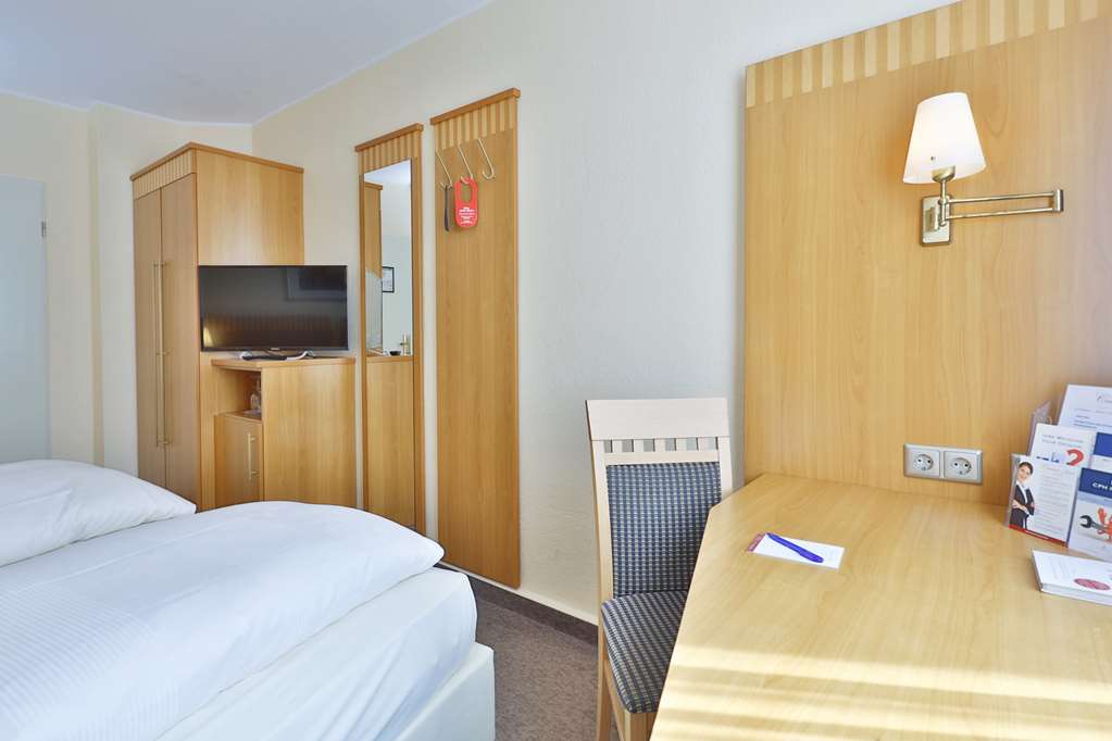 Standard double room - City Partner Central Hotel Wuppertal