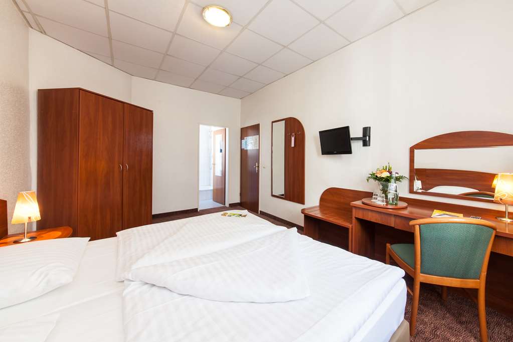 Standard room Novum Hotel Eleazar Hamburg