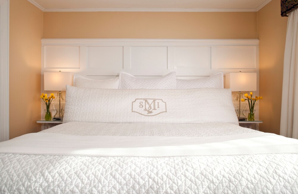 Maine Stay Inn & Cottages - photo 5
