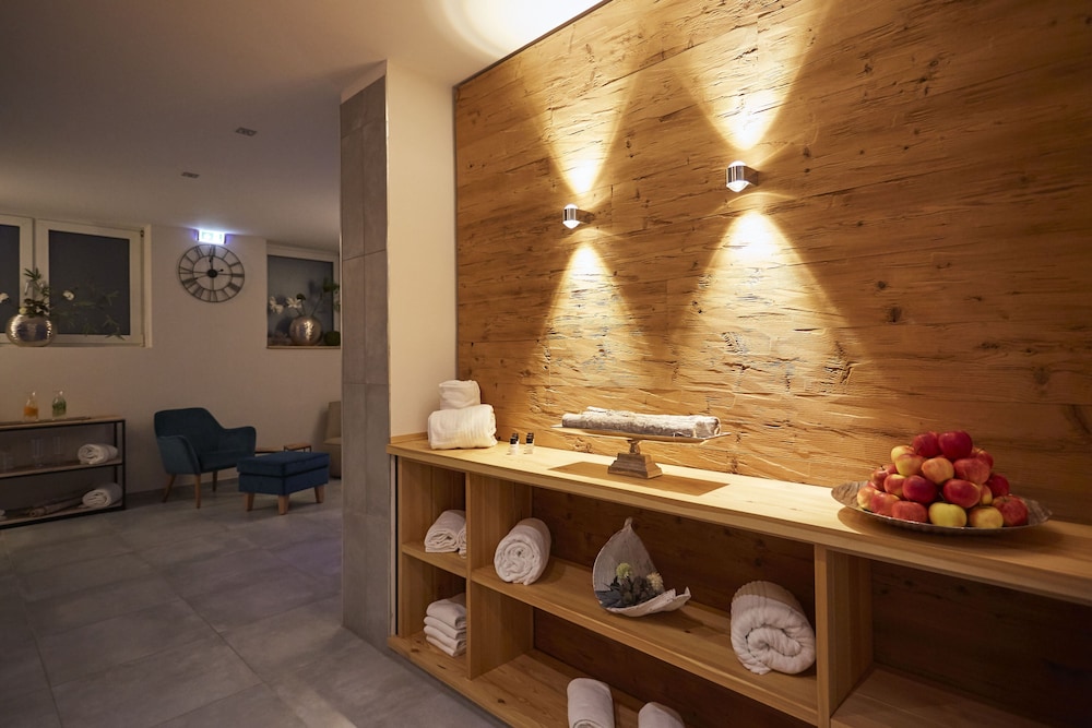 Spa reception