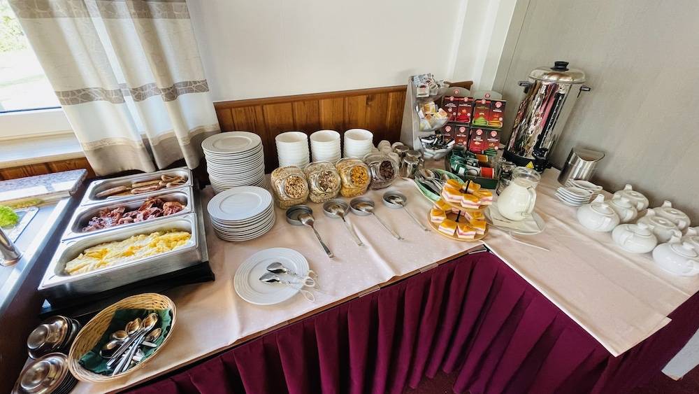 Breakfast buffet