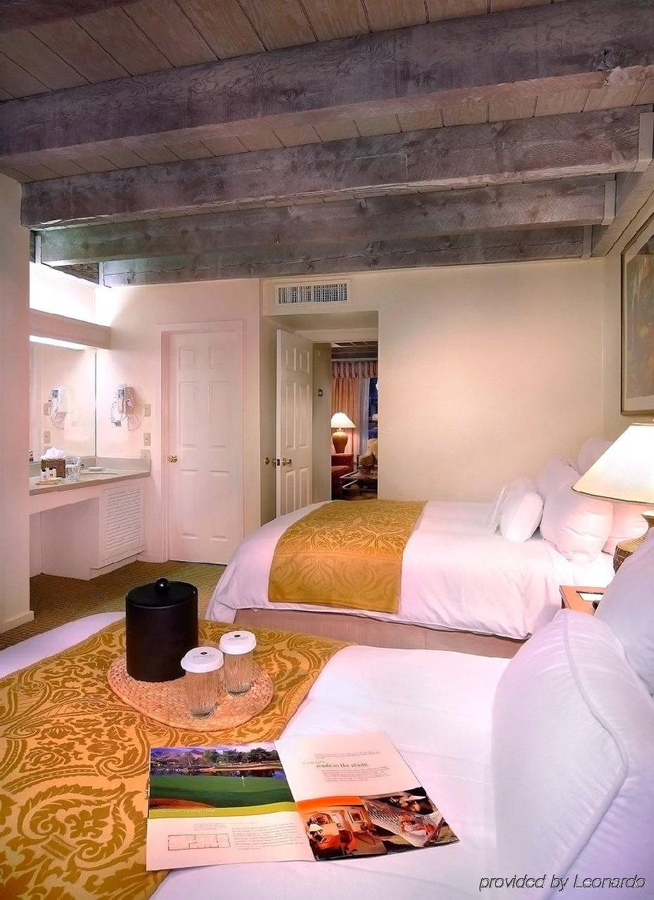 Wyndham Scottsdale - photo 2