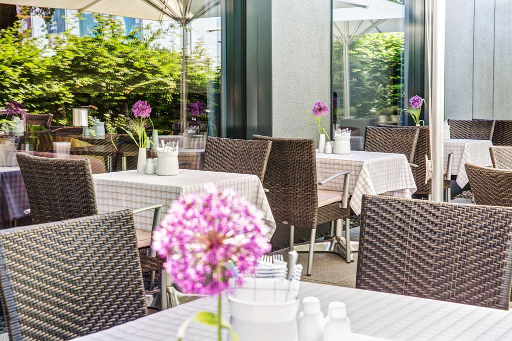 IntercityHotel Berlin-Brandenburg Airport, Germany - Restaurant with terrace