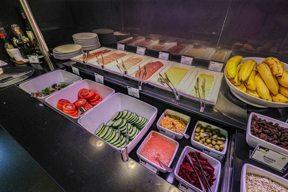 Breakfast buffet