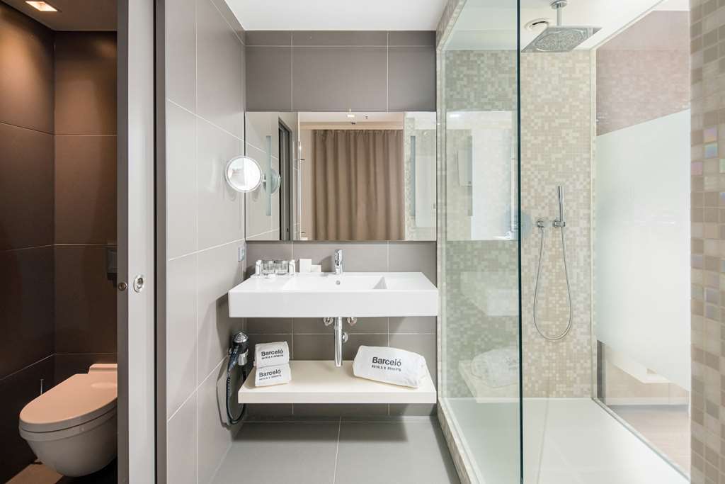 BHAMB ROOM