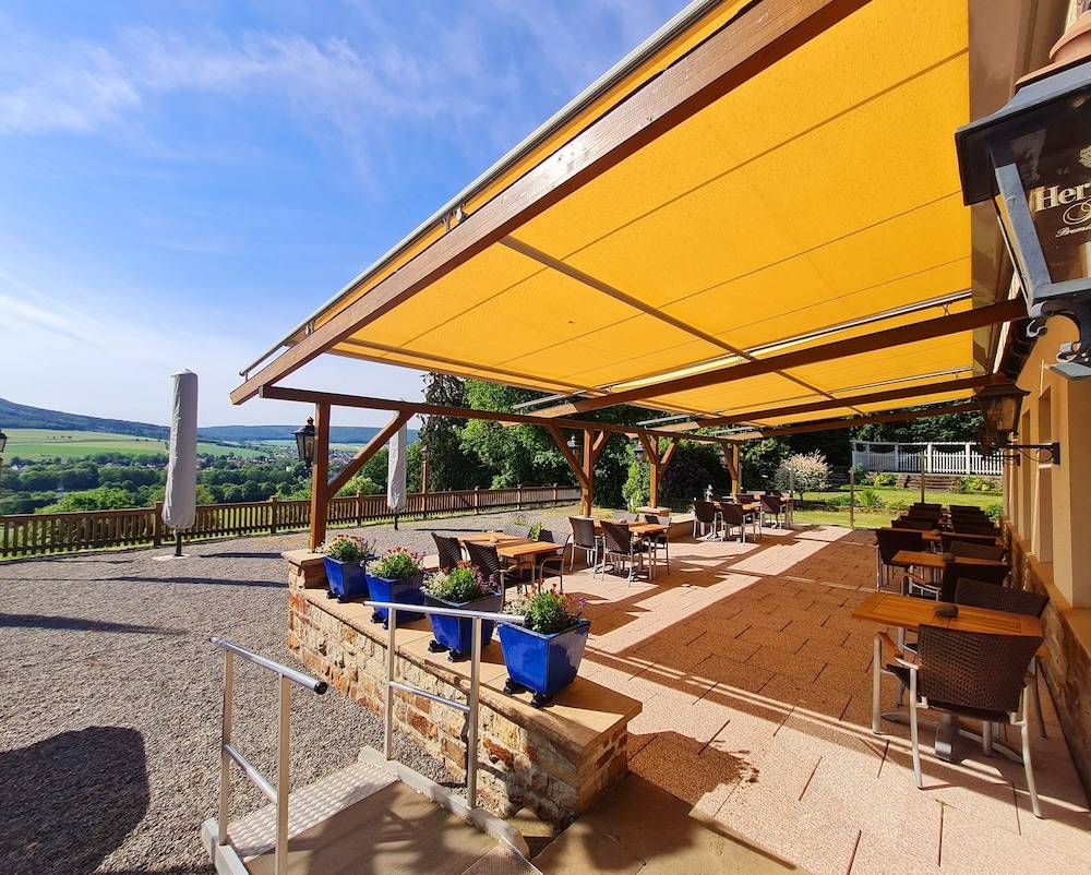 Sundeck