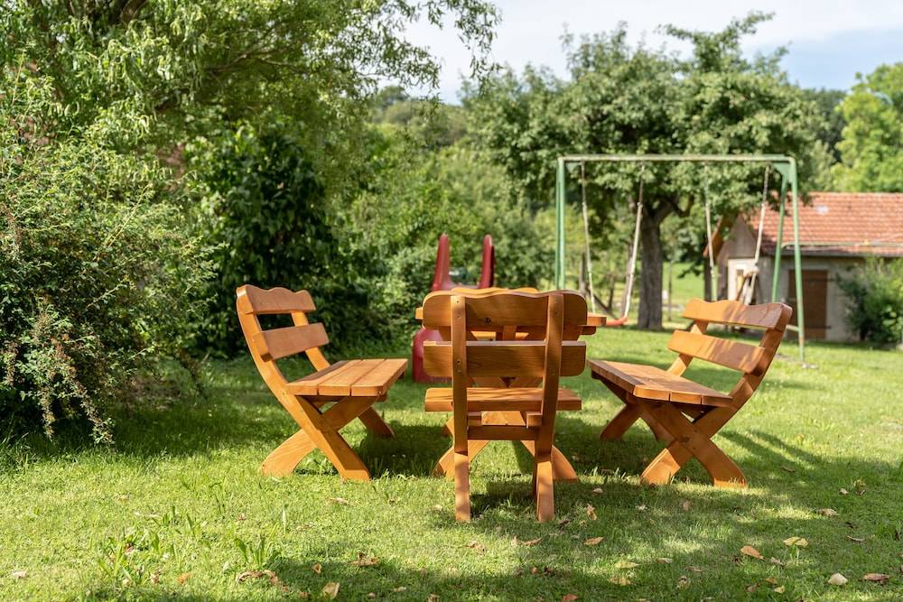 Children's play area - outdoor