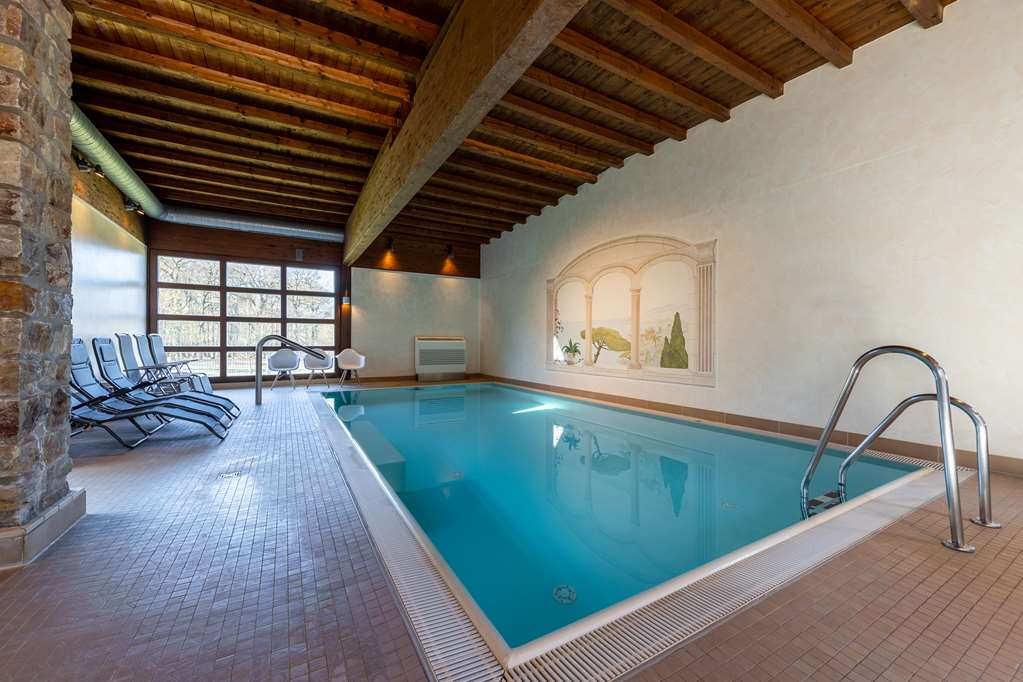 Pool area_TOP Hotel Jagdschloss Niederwald Ruedesheim