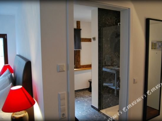 Hotel Interior/Public Areas