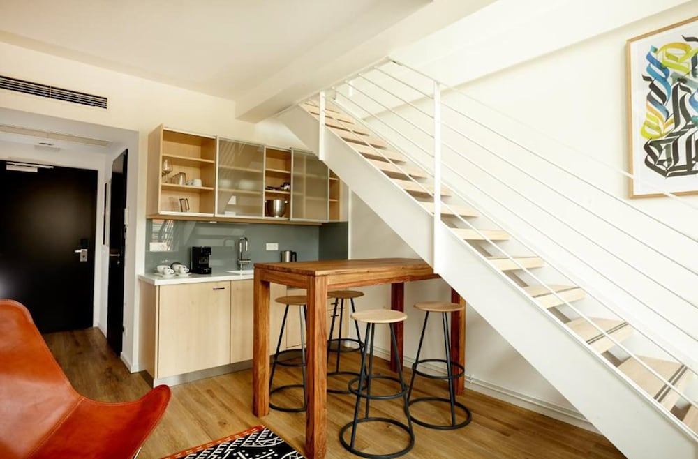 Private kitchenette