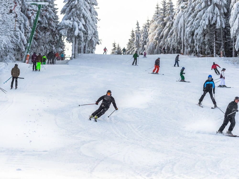 Snow and ski sports