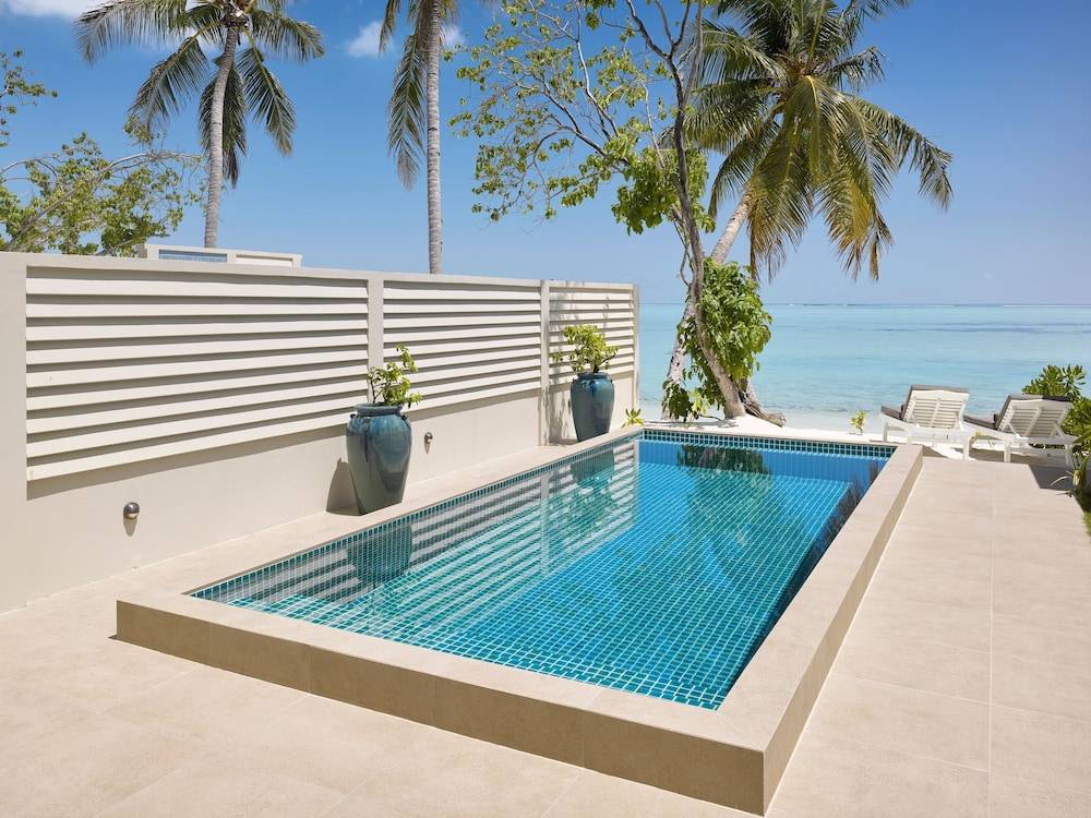 Private pool