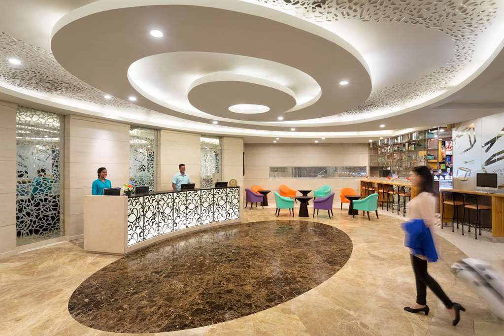 Hotel Jen Male Maldives Lobby