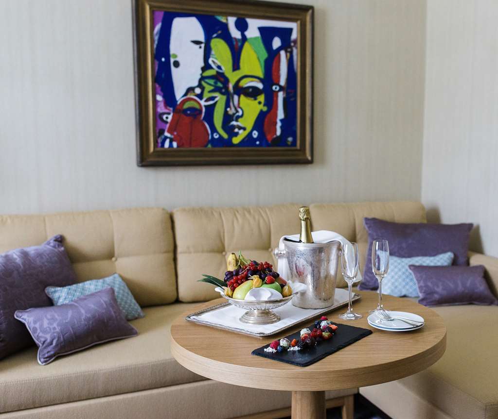 Steigenberger Grandhotel Petersberg, Königswinter/Bonn, Germany - Rhine Suite