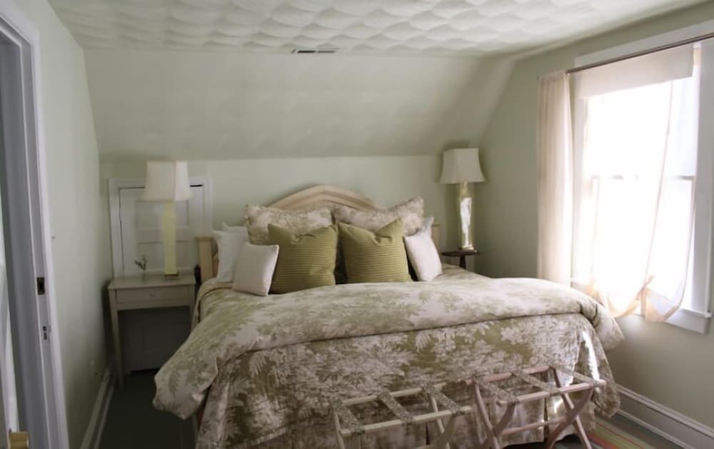 Hope and Glory Inn and Vineyard - photo 2