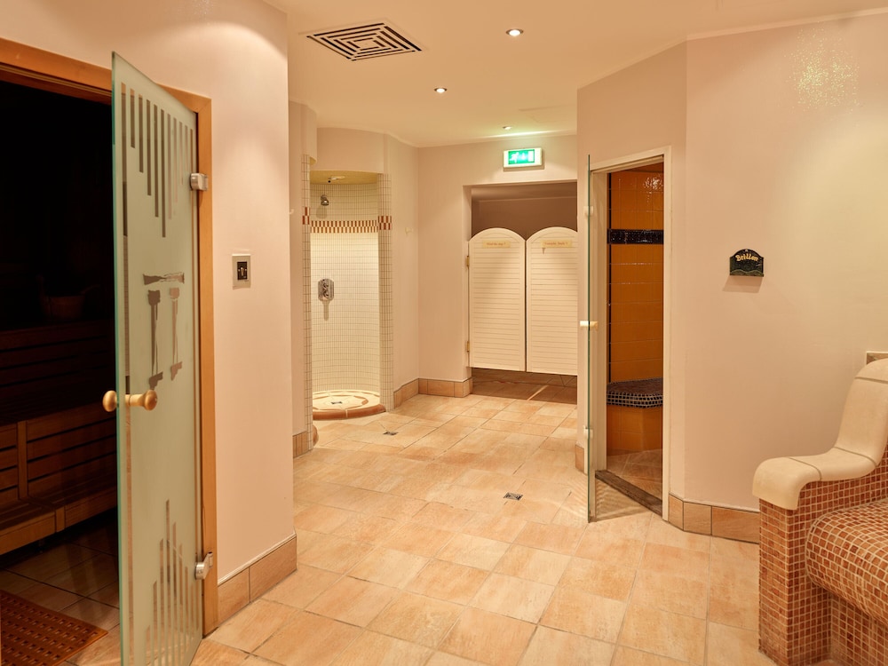 Steam room