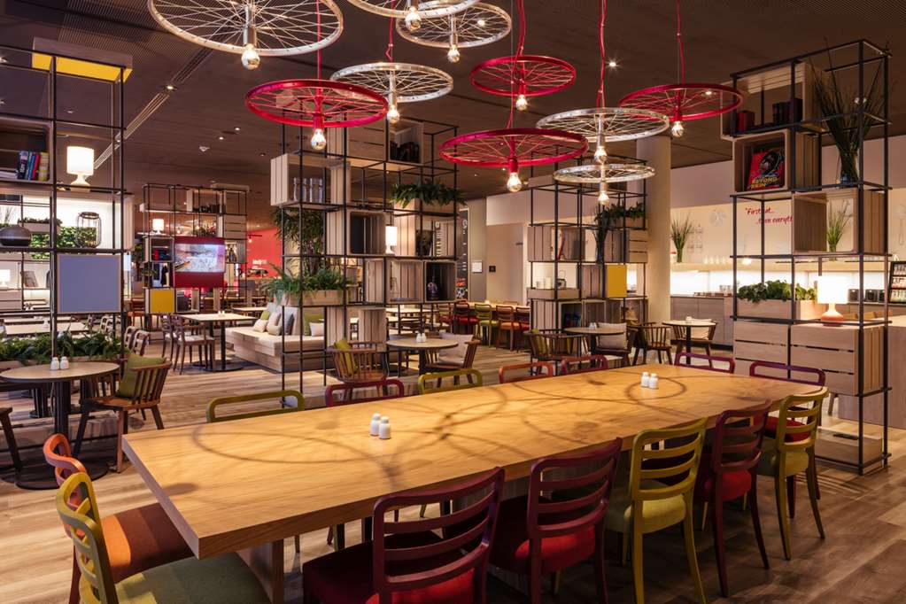 IntercityHotel Braunschweig, Germany - Restaurant