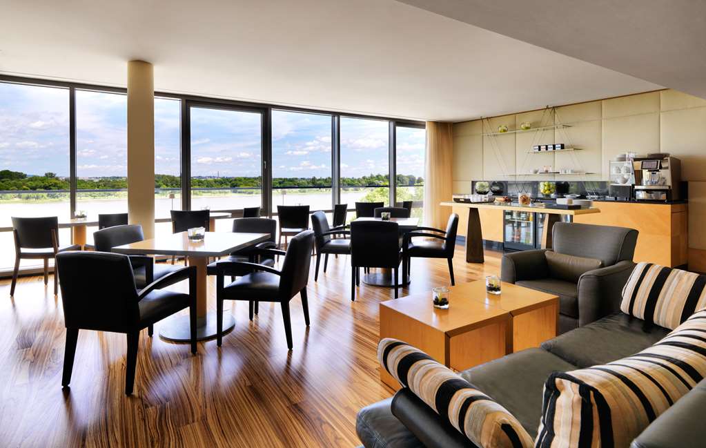 Bar/Lounge
