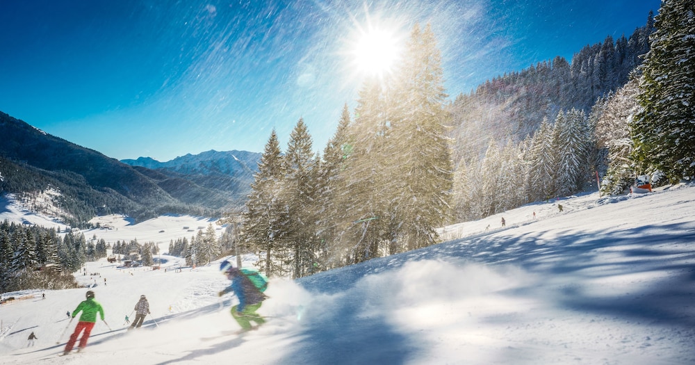 Snow and ski sports