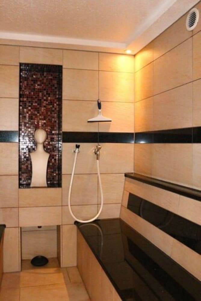 Steam room