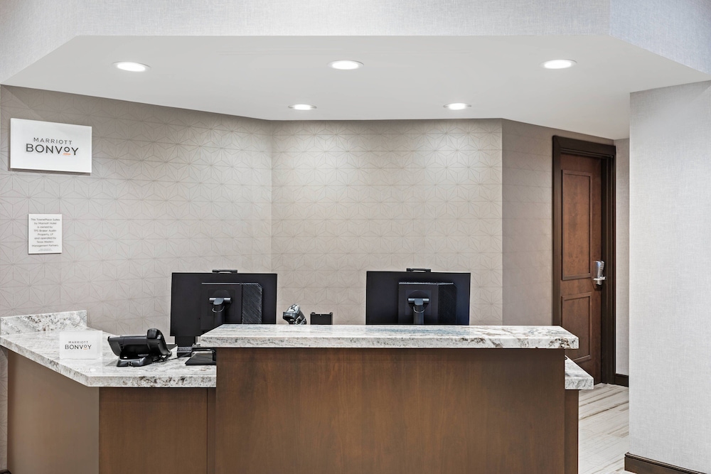 TownePlace Suites by Marriott Austin Northwest The Domain Area - photo 2