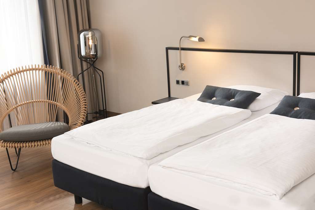 seminaris hotel lueneburg superior room bed high