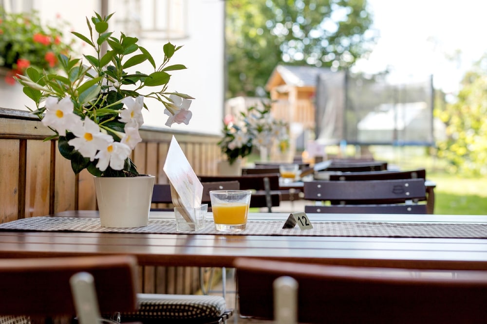 Sundeck