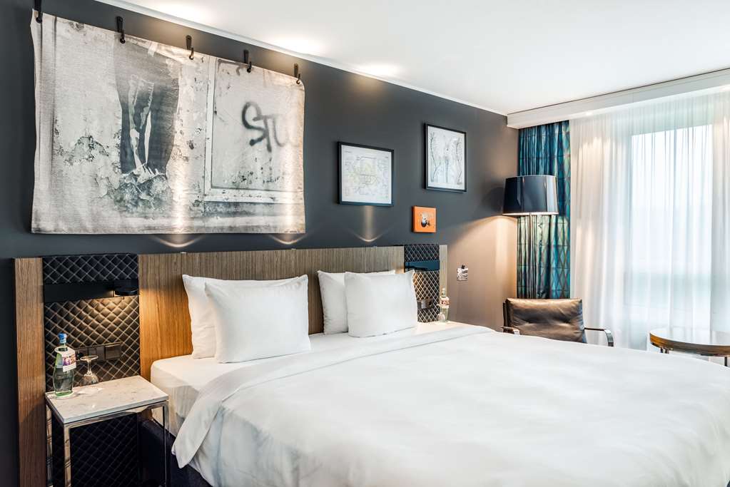 Superior Room Bed