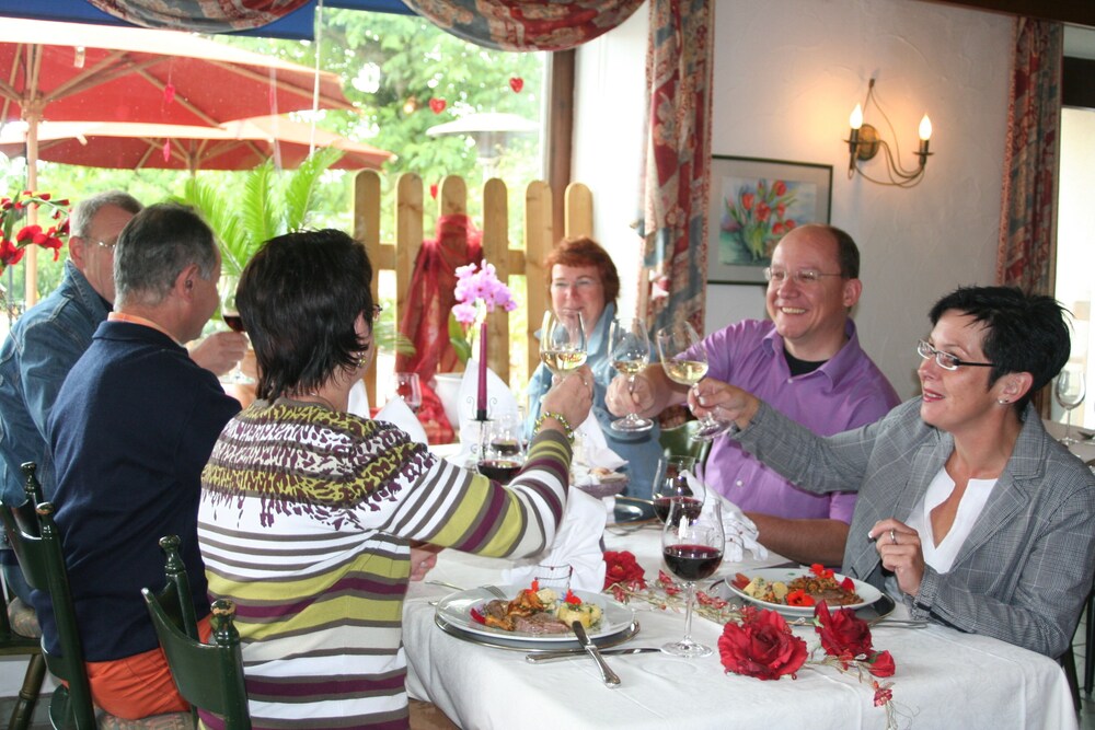 Family Dining