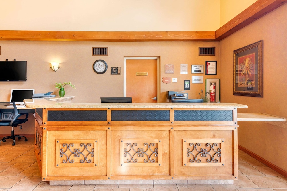 Clarion Inn Ormond Beach at Destination Daytona - photo 4