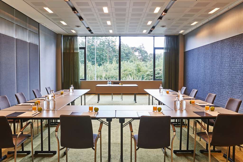 Steigenberger Airport Hotel, Frankfurt, Germany - Meeting room
