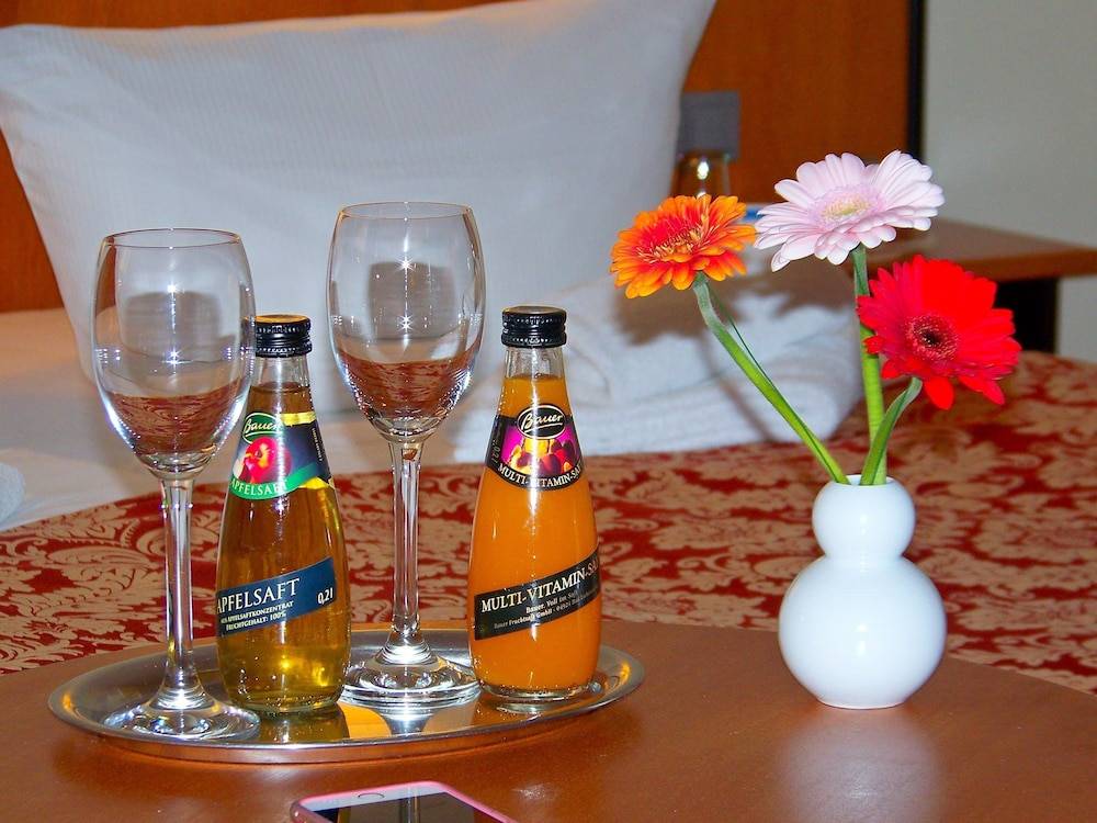 Room service - dining